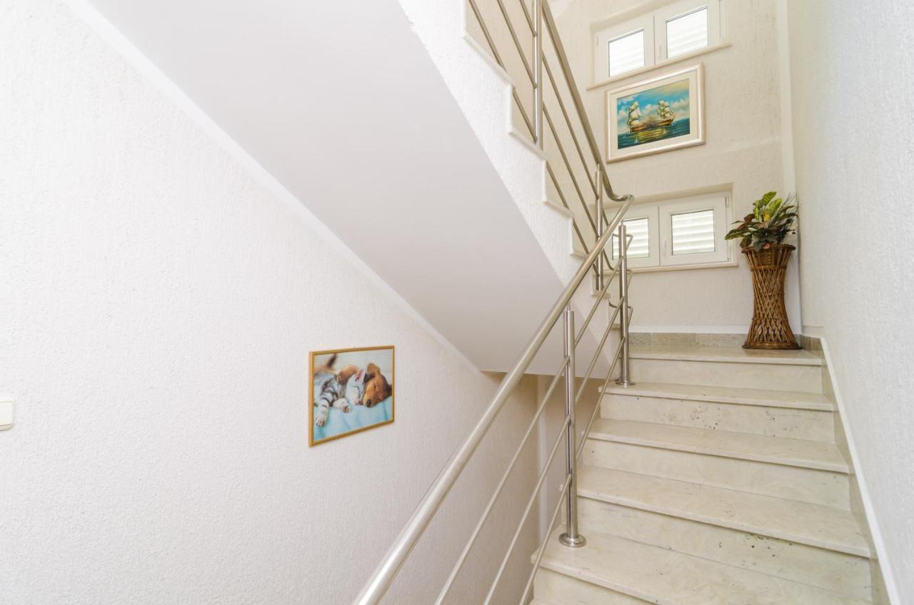 Rooms & Apartments Barisic Mlini Εξωτερικό φωτογραφία